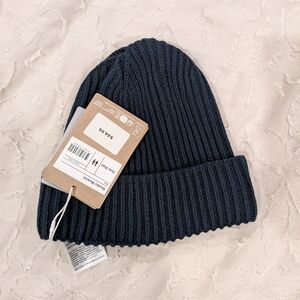 Men's On Running Navy Blue Knit Studio Beanie